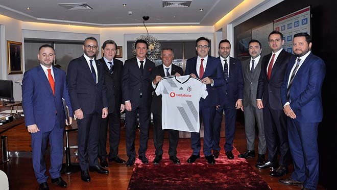 Beşiktaş Kulübü Başkanı THY ziyaret etti