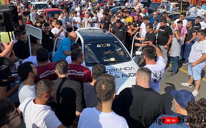 Modifiye araç tutkunları Tekirdağ'da buluştu