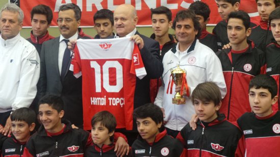10 numara yöneticiye 10 numara forma