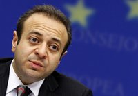 'Rumlar Şımarık ve Kabadayı!'