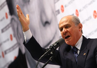 MHP'de Kaset Skandalı İstifaları Sürüyor.