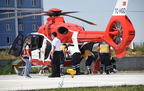6 yaşındaki Kartal için iki ambulans helikopter havalandı