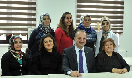 Aile Merkezleri Meslek Okulu Gibi Çalışıyor