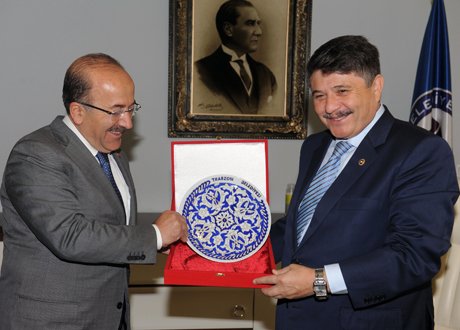 AK Parti Genel Başkan Yardımcısı Tanrıverdi Trabzon’da