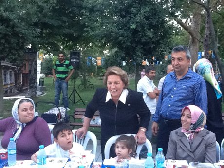 AK Parti İstanbul milletvekili Türkan Dağoğlu