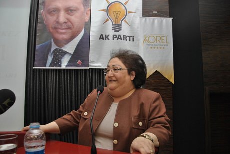 AK Parti Kadın Kolları Genel Başkanı Gürdal Akşit