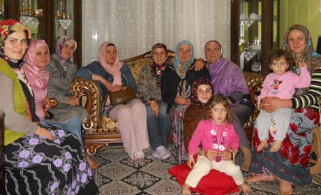AK Parti Karasu İlçe Kadın Kolları 