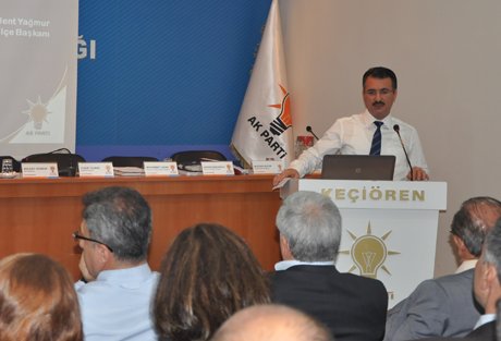 AK Parti Keçiören İlçe Yönetim Kurulu seçime sıkı hazırlanıyor