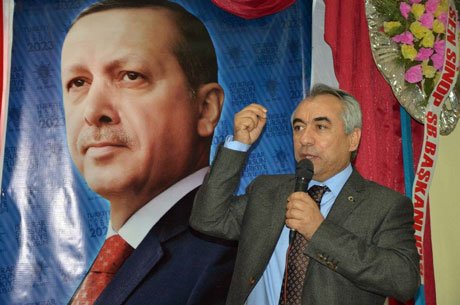 AK Parti'li Ersoy CHP'ye yüklendi