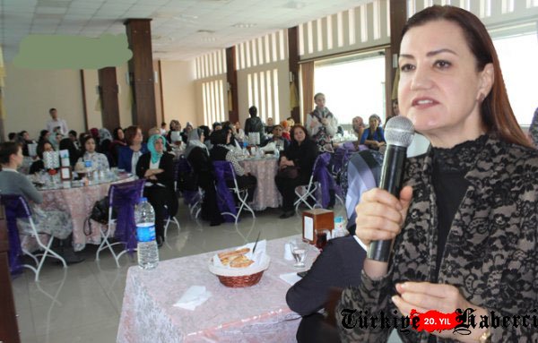 AK Parti'li Hotar, Aydın'da kadınlarla buluştu 
