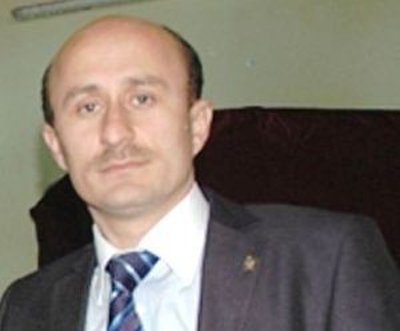 AK Parti Selendi İlçe Başkanı akcan istifa etti. 