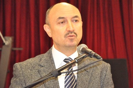 Ak Parti Uşak Başkan Adayı Nurullah Cahan 