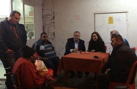 AK Partili Hotar Romanlarla buluştu 