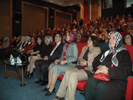 Ak Parti Kadın Kolların Tüp Bebek Semineri