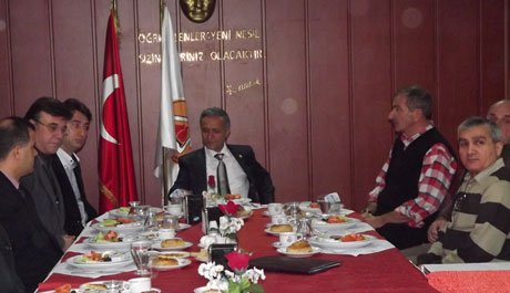 AK Parti Manisa Milletvekili Muzaffer Yurttaş