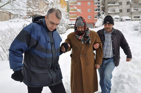Alaplı'da böbrek hastasının zor saatleri