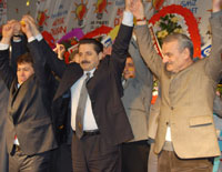 ALİ AKBAŞ'A TAM DESTEK