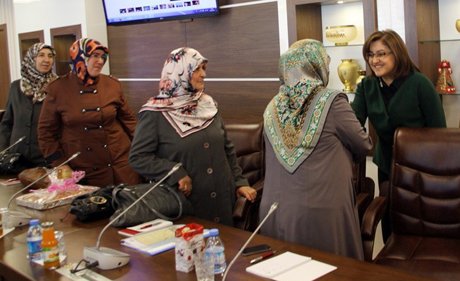Altın kızlar Bakan Şahin'den lojistik destek istedi.