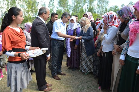 Ana-Kız Okuldayız