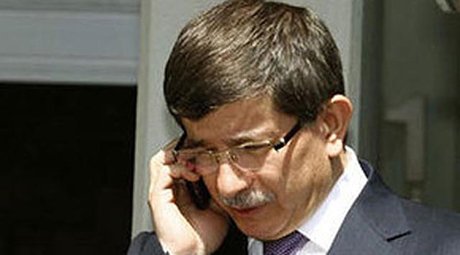 AP Başkanı, Başbakan Davutoğlu'nu aradı