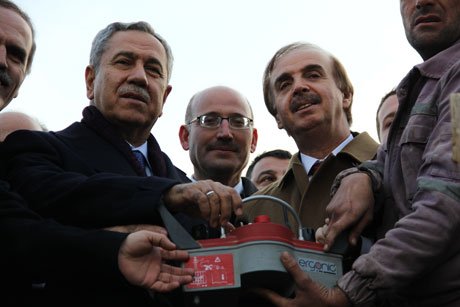 Arınç'tan imar müjdedesi