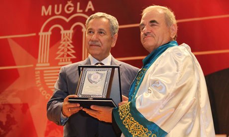 Arınç, Yüce Mevlam verdikçe veriyor. 