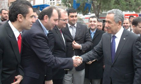 Arınç, duygulu anlar yaşadı