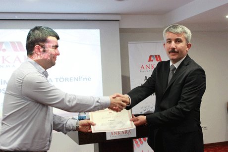  Asım Balcı sertifika törenine katıldı. 