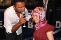 Alişan'dan Kadın Hayranlarına 'Askere Siz Gidin'
