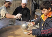 MADO, 4 BİN KİŞİYE AŞURE DAĞITTI