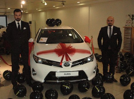 Auris Toyota Plaza Seçil'de görücüye çıktı. 