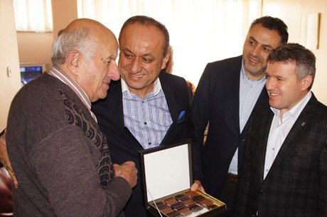  Babaş, eski başkan Ali Köse’ye teşekkür etti