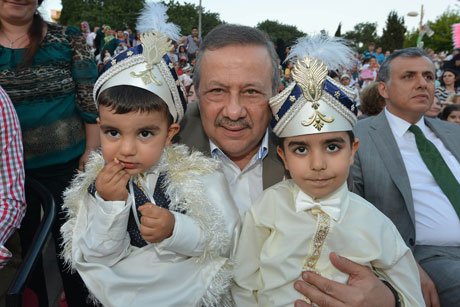 Bahçelievl​er de görkemli sünnet şöleni