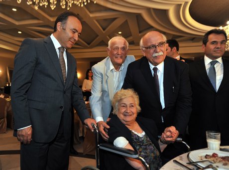 Bakan Avcı, Her birinizi ayrı ayrı tebrik ediyorum. 