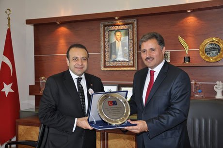 Bakan Bağış, Başkan Çakır’ı ziyaret etti
