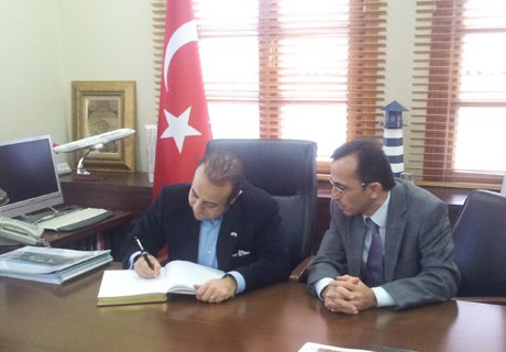 Bakan Bağış Şile Belediyesi’ni ziyaret etti. 