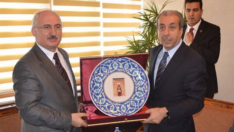 Bakan Eker, Niğde'de açılış yaptı