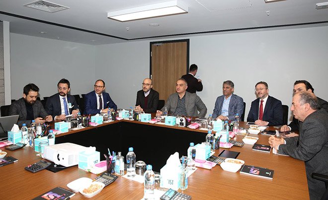 Bakan Ersoy İstanbul Havalimanı’nı gezdi!