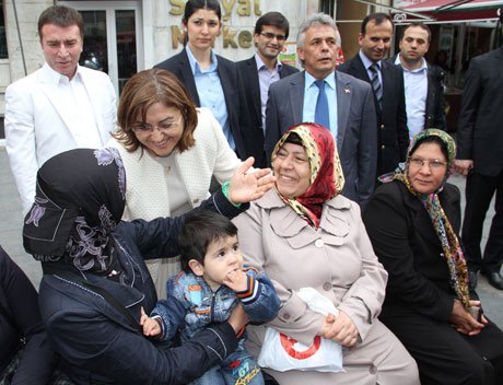 Bakan Fatma Şahin'i tanımadı.