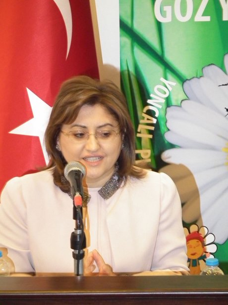 Bakan Fatma Şahin Kütahya'da