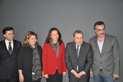 Bakan Güler,Hükümet Kadın