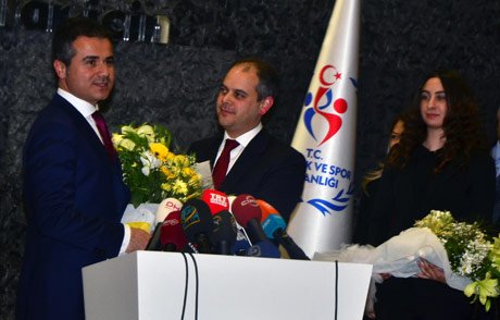  Bakan Kılıç,Görevini Çağatay Kılıç’a devretti. 