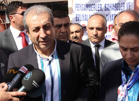 Bakan Mehdi Eker, Diyarbakır’da 