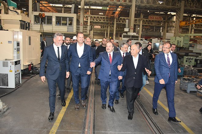 Bakan Mustafa Varank’tan Ermaksan’a övgü!