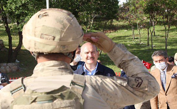 Bakan Soylu: Ya olacağız, ya öleceğiz   