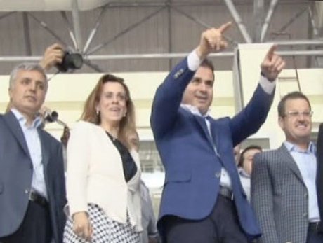 Bakan Suat Kılıç sporcularla iletişim kuramayınca 