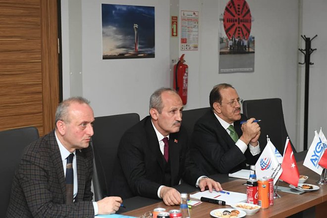 Bakan Turhan metro çalışmasıyla ilgili bilgi aldı!