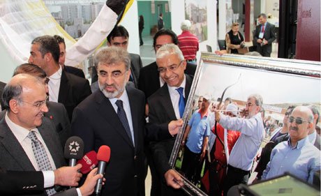 Bakan Yıldız, Kayseri Tanıtım Fuarı’nı gezdi.
