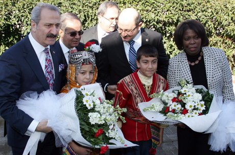 Bakan Zafer Çağlayan Kilis'e geldi. 