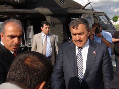 Bakanlar Diyarbakır'da incelemelerde bulundu.